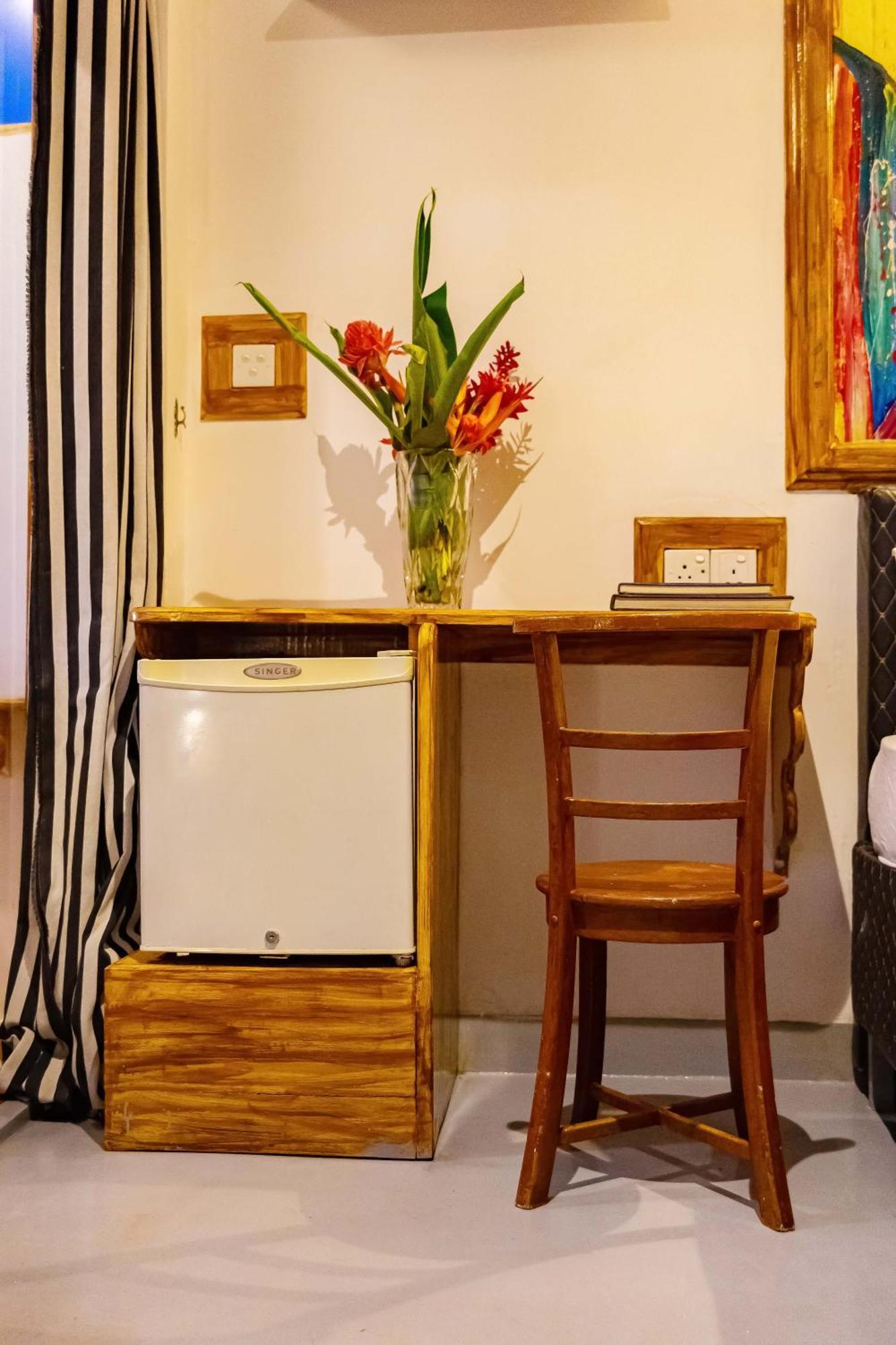 Villa Surf Beach Galle Bagian luar foto