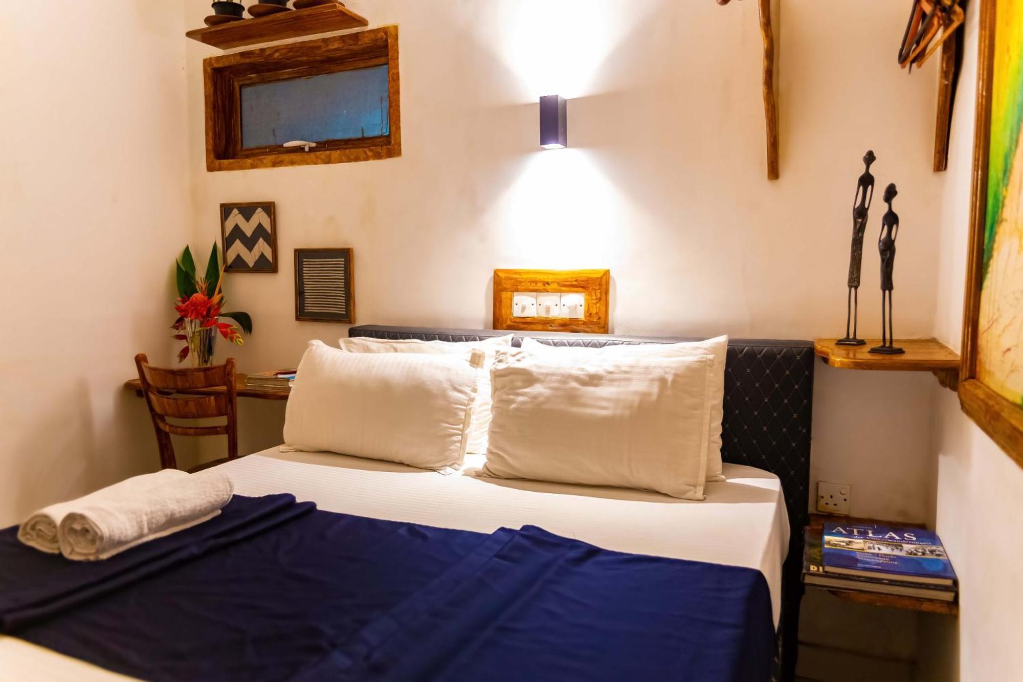 Villa Surf Beach Galle Bagian luar foto