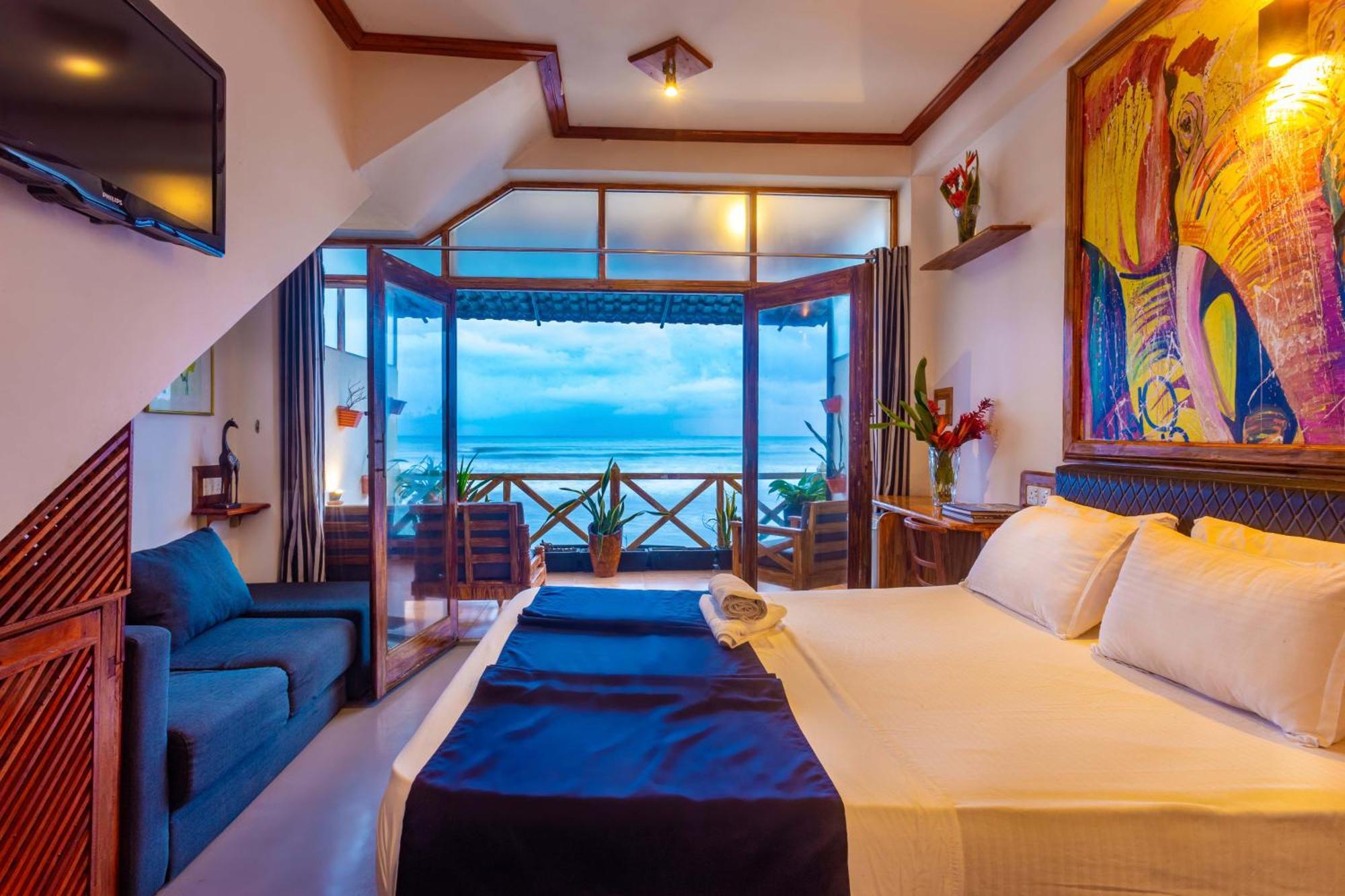 Villa Surf Beach Galle Bagian luar foto