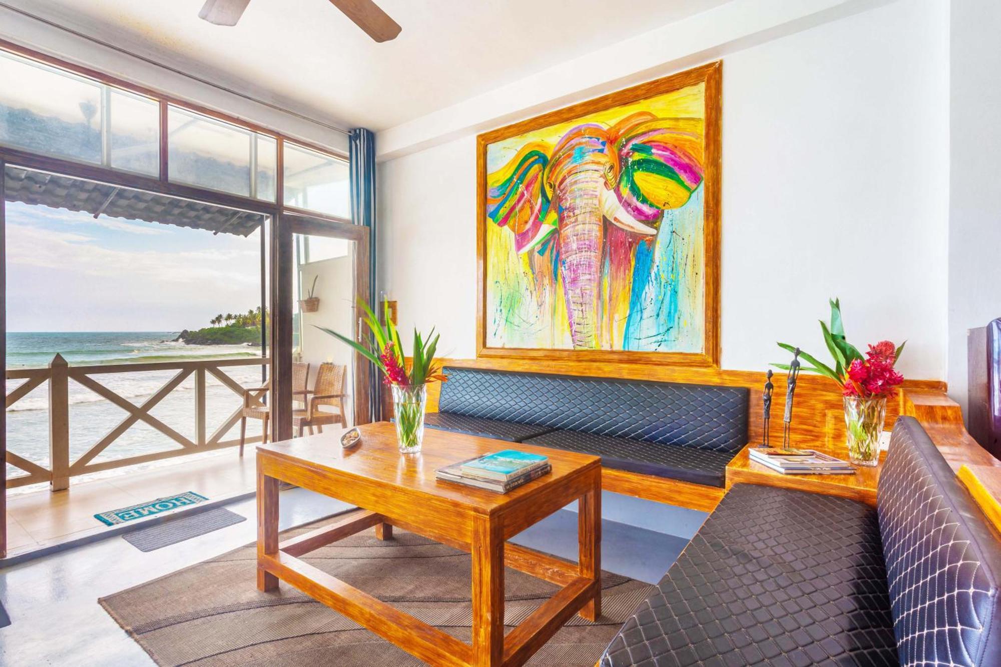 Villa Surf Beach Galle Bagian luar foto